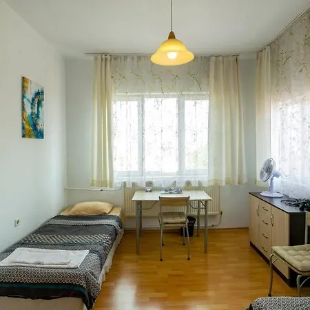 Апартаменты Spacious On Vitosha Boulevard *